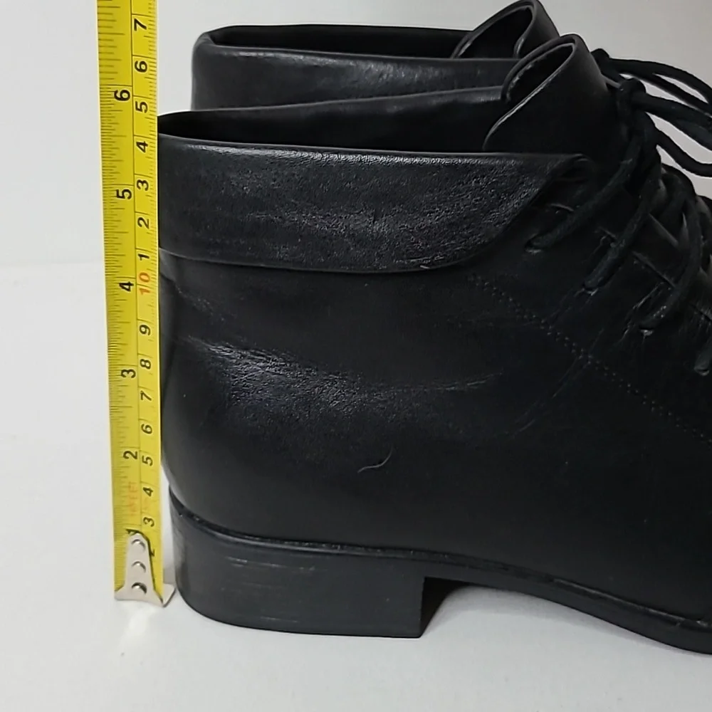 Vintage 90s Y2K St.Johns Bay Leather Ankle Booties Black Cuffed LaceUp Size 9.5W